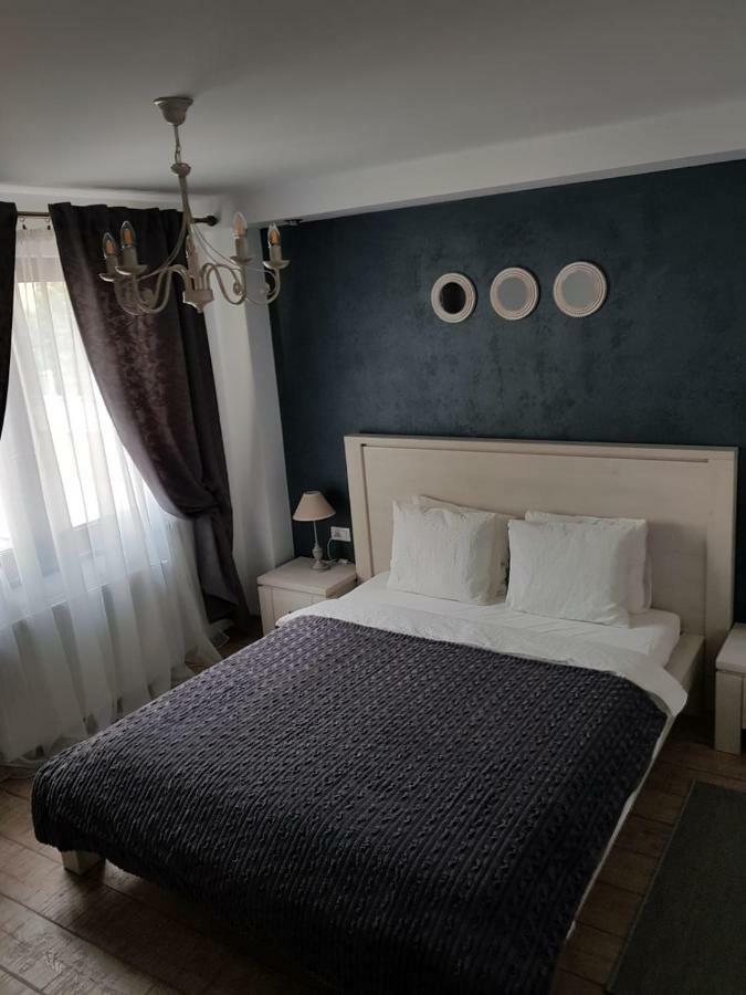 Apartament 2 Camere Ultracentral Râmnicu Vâlcea Εξωτερικό φωτογραφία
