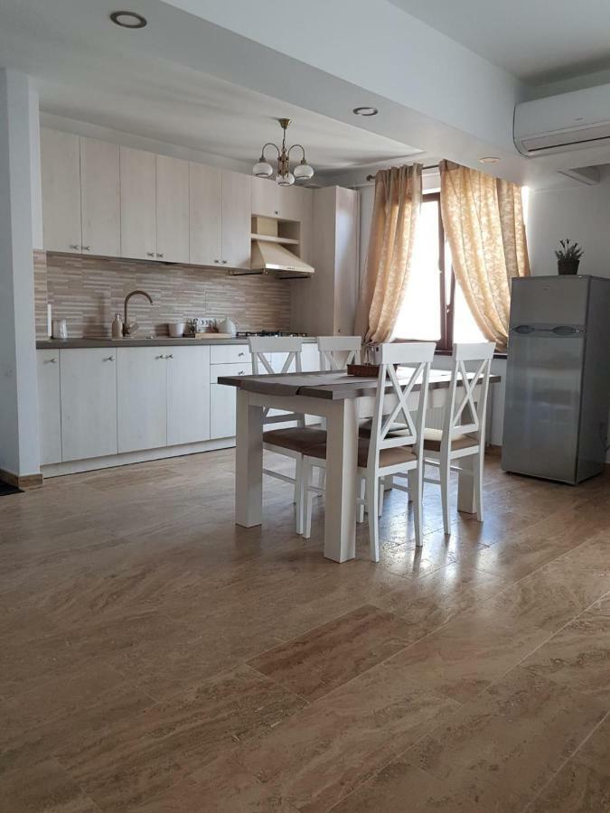 Apartament 2 Camere Ultracentral Râmnicu Vâlcea Εξωτερικό φωτογραφία